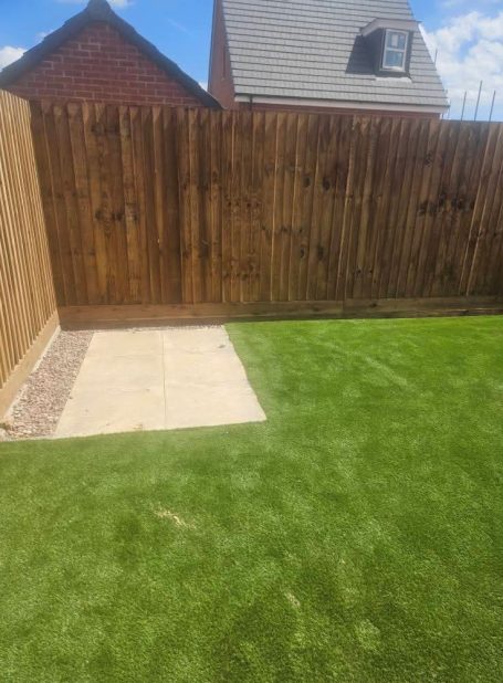 Closeboard Fence Installation in Huntingdon