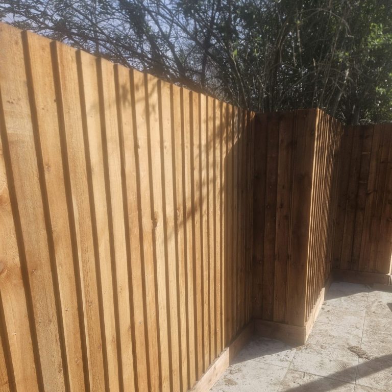 Closeboard Fence Installation and Repairs in Stamford